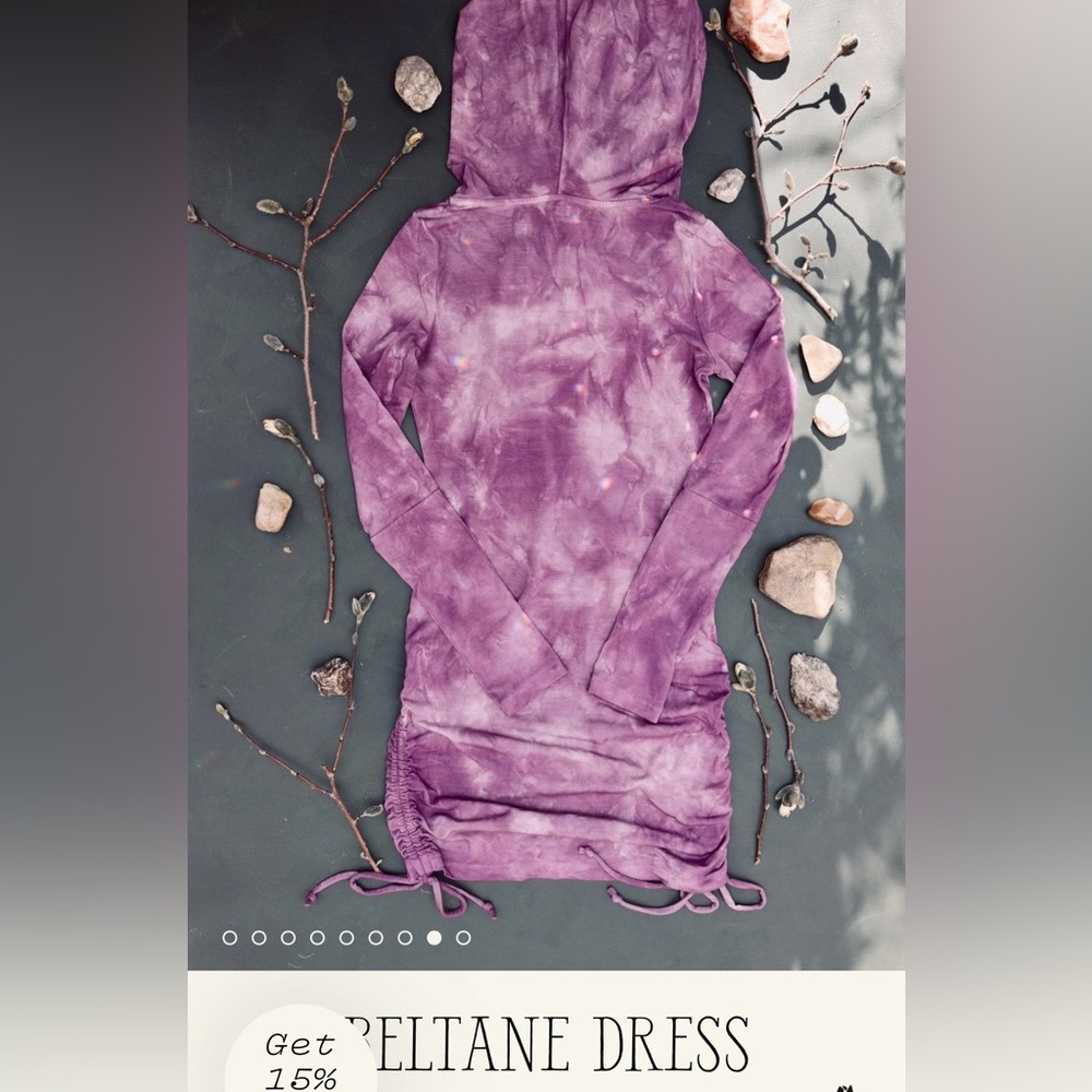 Women’s Long Sleeve Hooded Dress in Purple